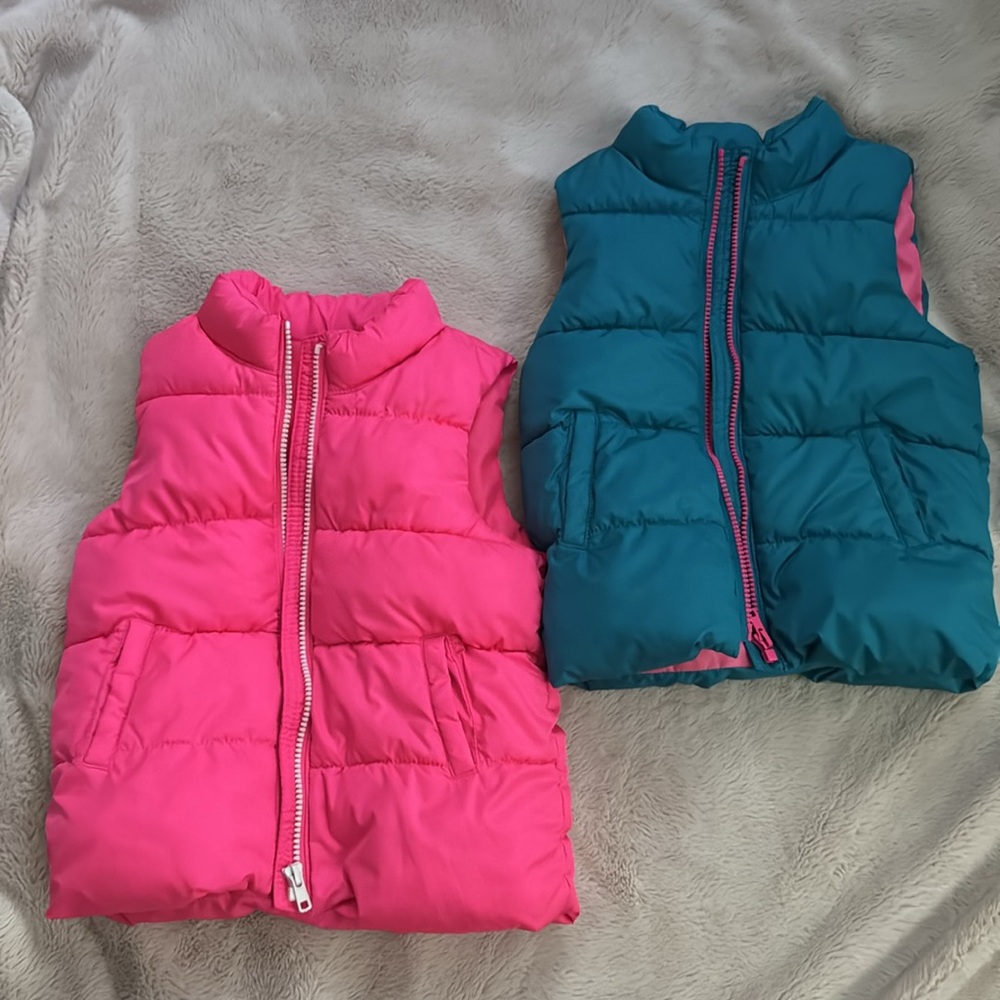 Old Navy girls puffer vest